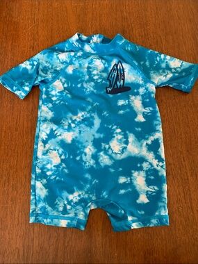 🍊5/$25 Joe Fresh Blue & White Tie-Dye Short-Sleeve Swim Sunsuit